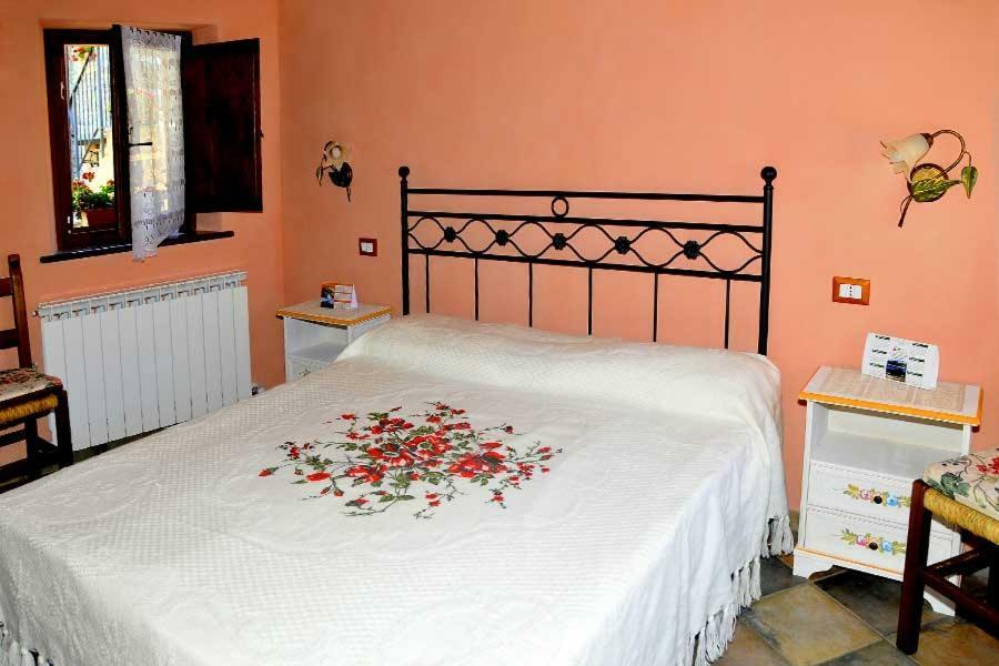 Borgo Delle Panie Panzió Careggine Kültér fotó