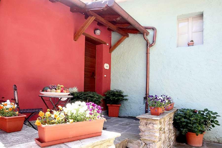 Borgo Delle Panie Panzió Careggine Kültér fotó