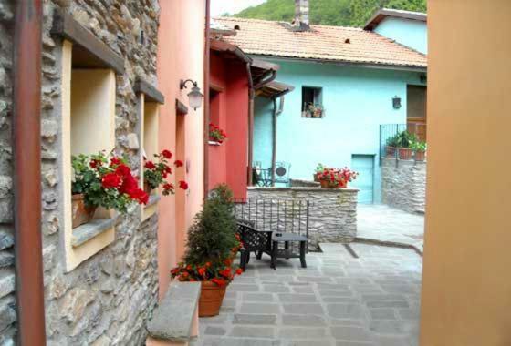 Borgo Delle Panie Panzió Careggine Kültér fotó